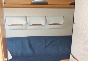 venta-autocaravana-2-mano-en-oviedo-hymer-b504-sl-detalle-cama-trasera