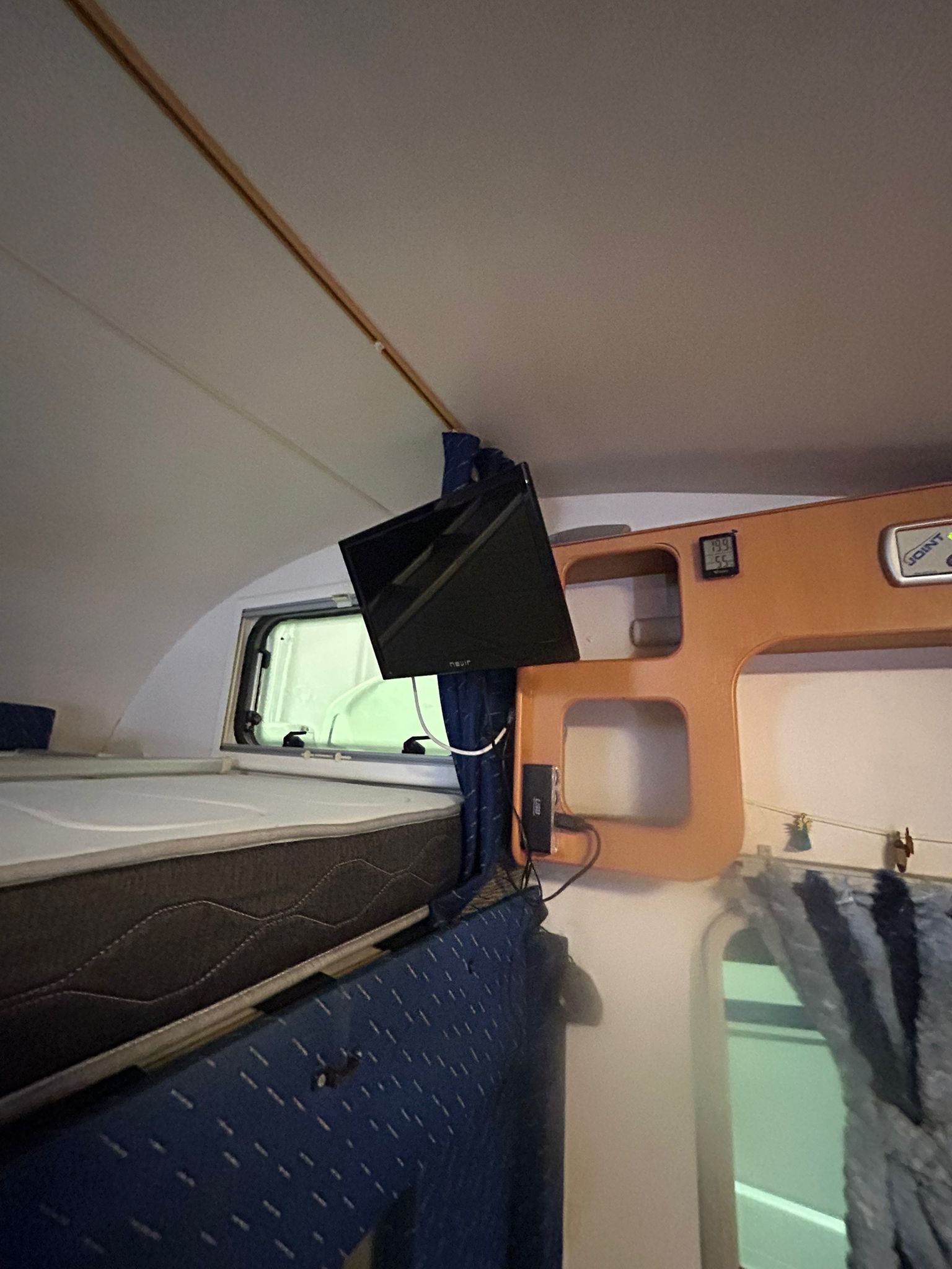 5e14f57c-12e4-4c44-8ddf-02897a86d643