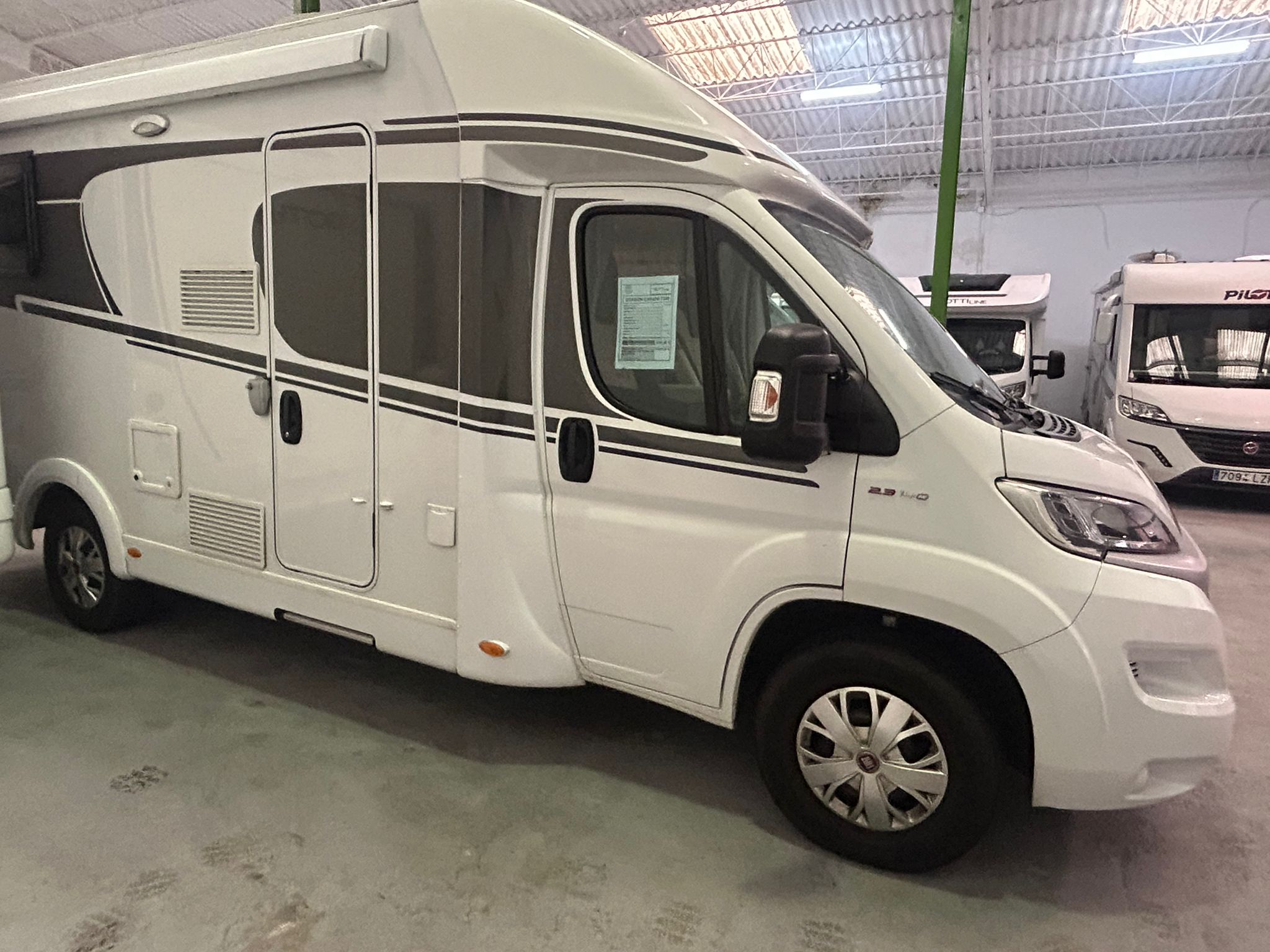 e2723b5c-2469-4433-bc03-07df04303bd7