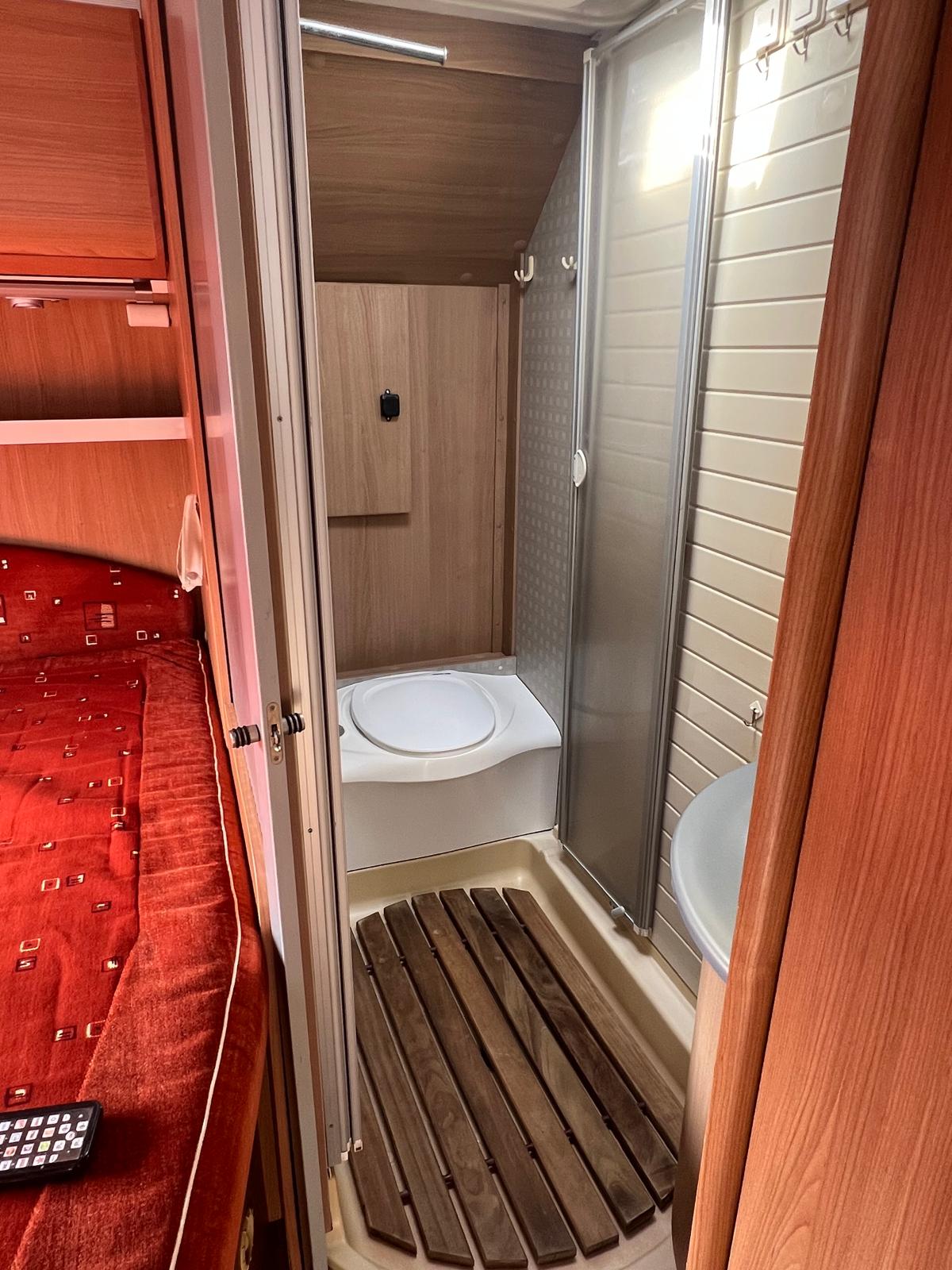 a9960223-8222-42b5-a947-7b1851779894 a9960223-8222-42b5-a947-7b1851779894