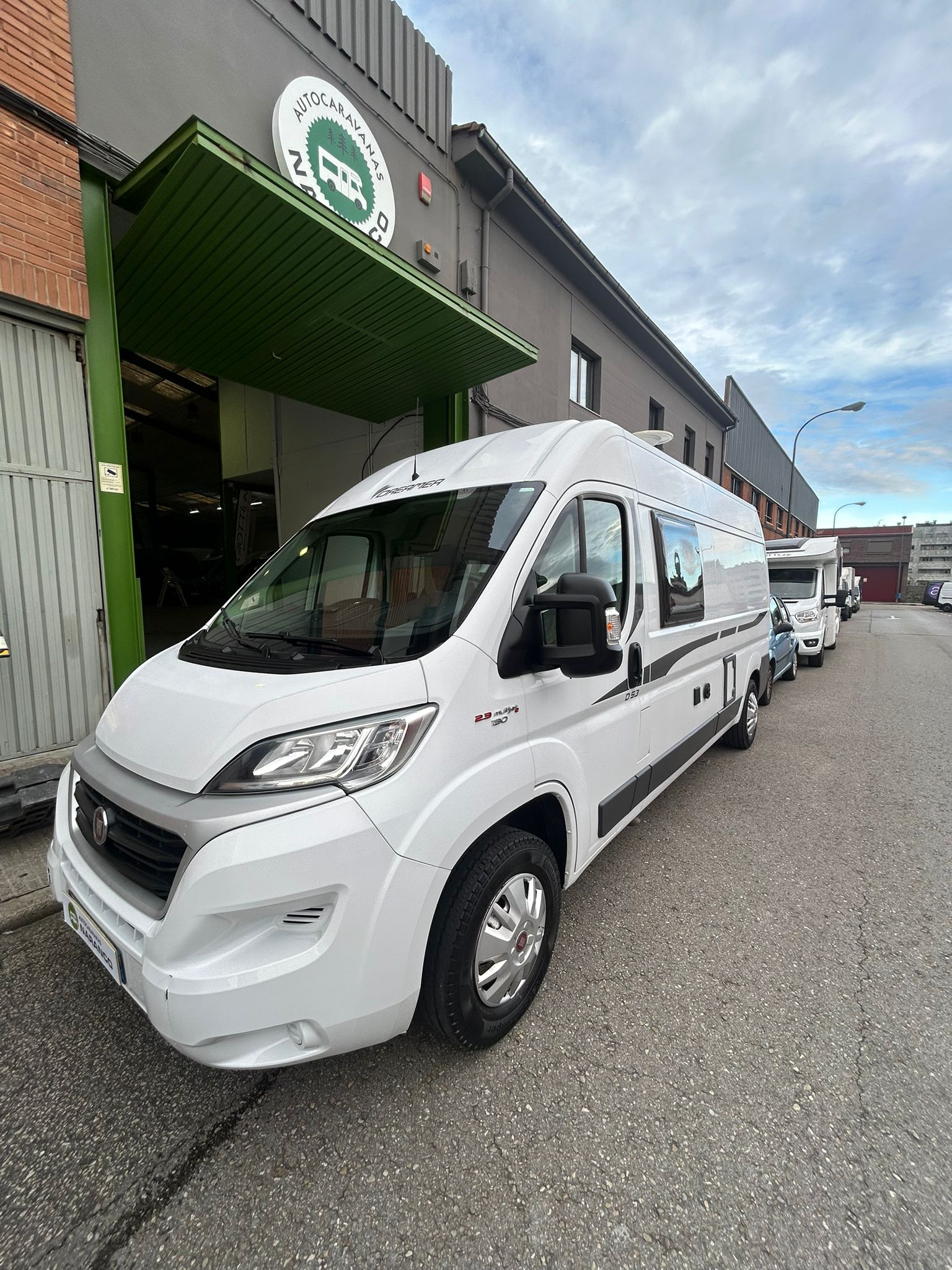 6e8bc339-94df-418f-bf3d-1acabc4d2de3