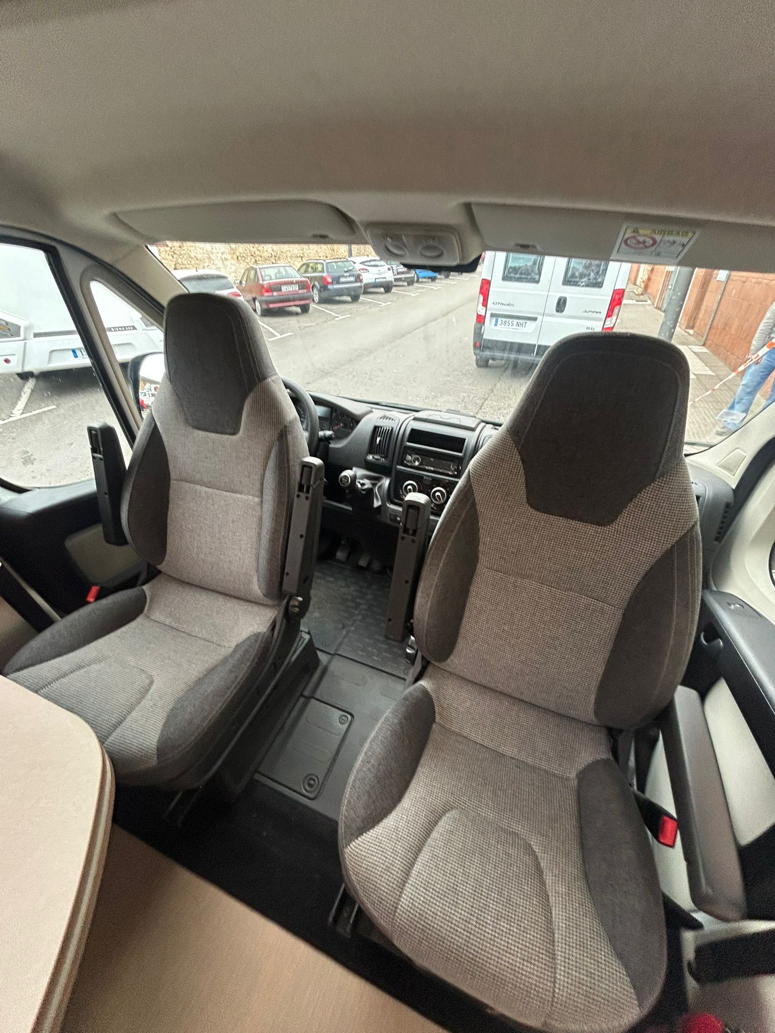 880380b8-ff32-4f11-80a7-deb77ed18997