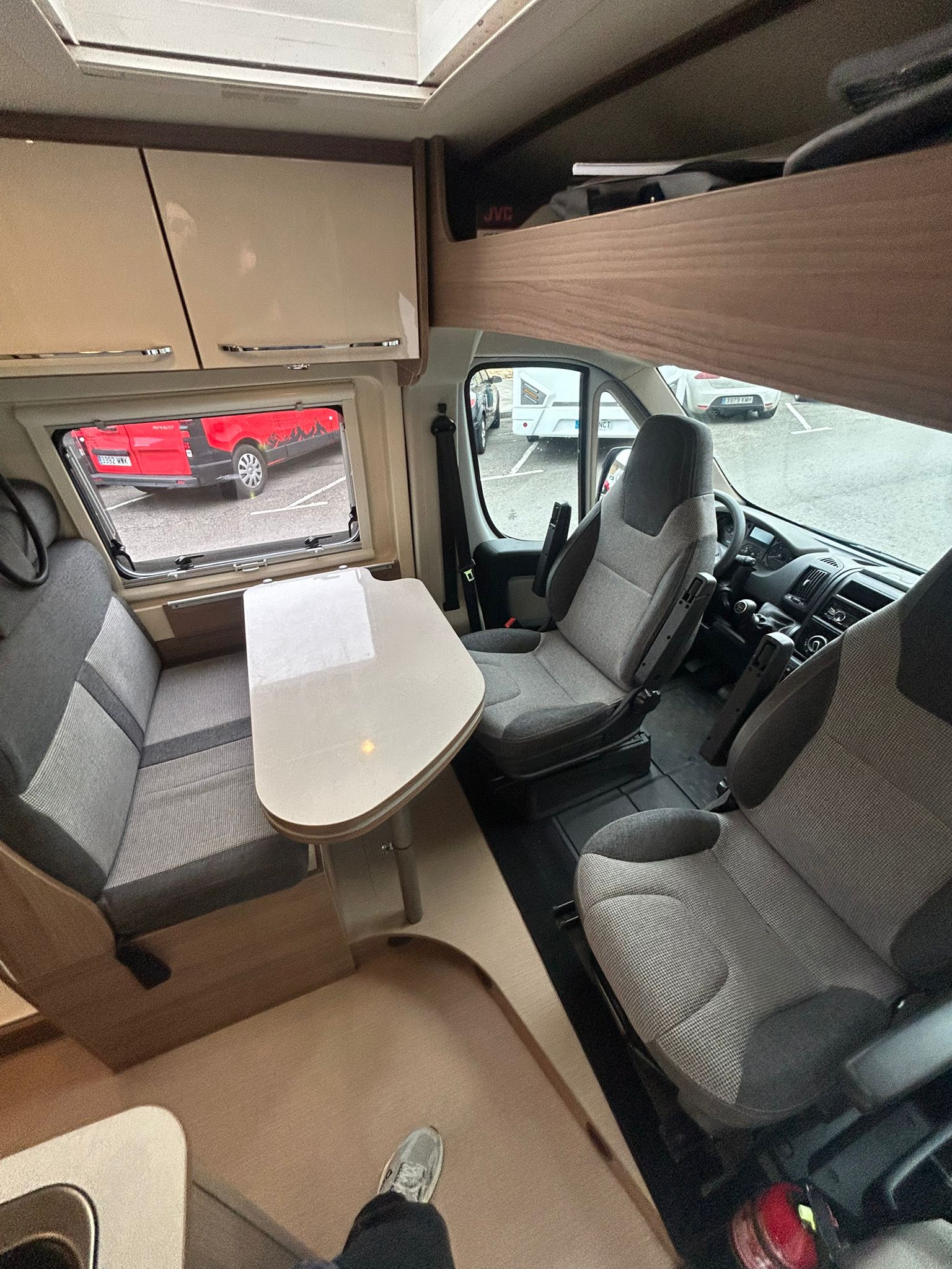 b25fbcef-470e-4590-8571-1ff09e932787